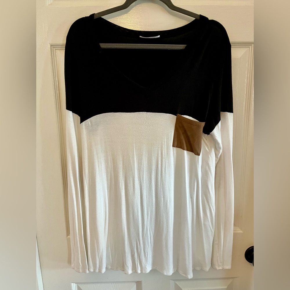 Coco & Main women’s long sleeved shirt XL